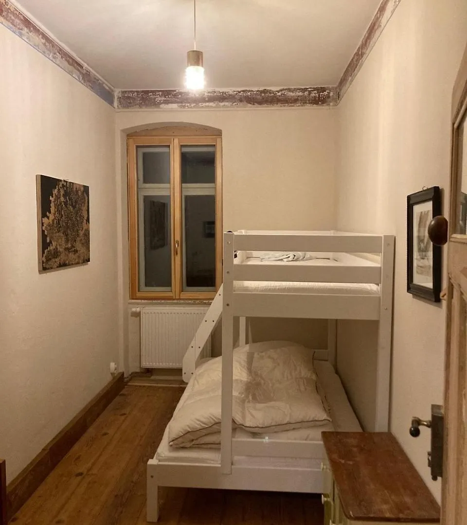 Appartamento Dresden In Schoener Atelierwohnung Mit Garten Und Werkstattsauna
