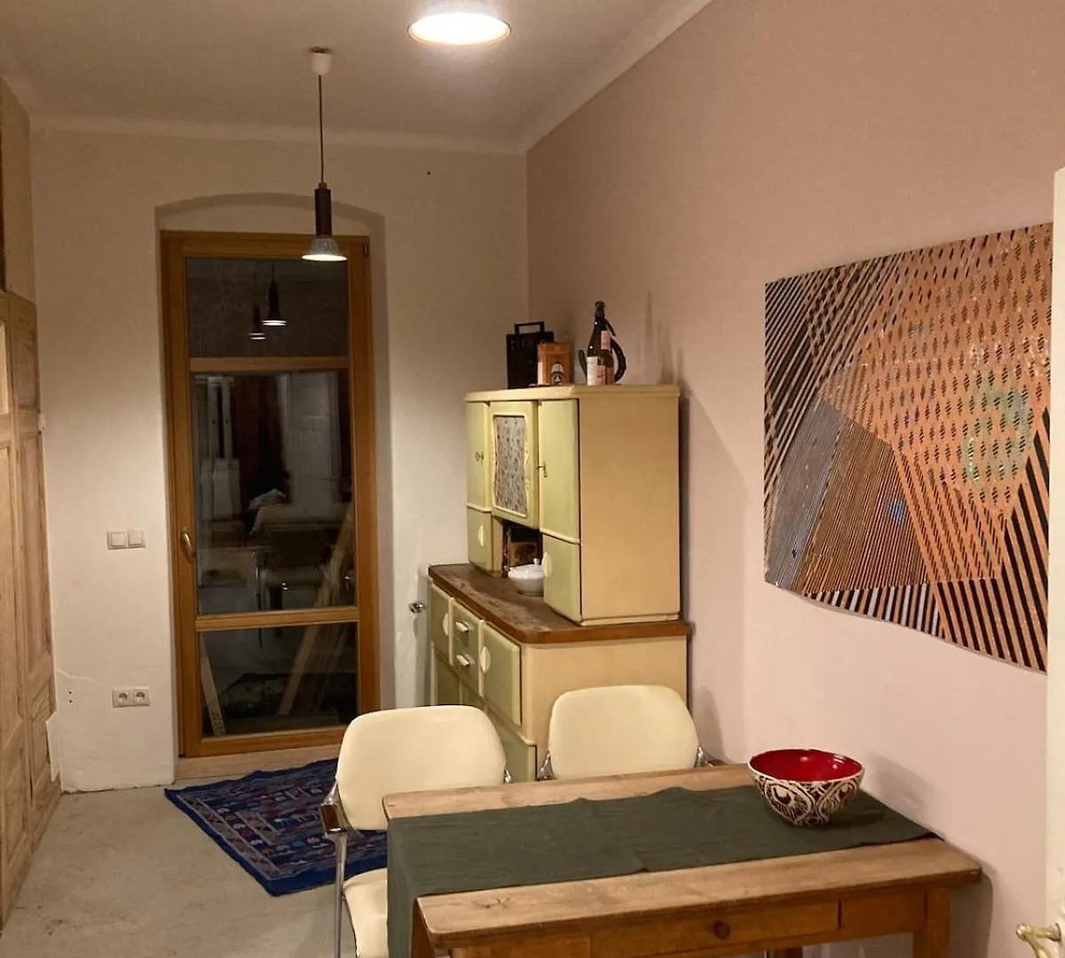 Dresden In Schoener Atelierwohnung Mit Garten Und Werkstattsauna